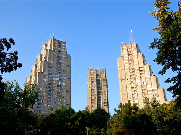Oostelijke Poort Van Belgrado Een Groep Van Drie Identieke Wolkenkrabbers — Stockfoto
