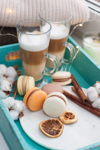 Two Cups Hot Coffee Milk Turquoise Tray Window Macaroons Dried — Stock Photo, Image