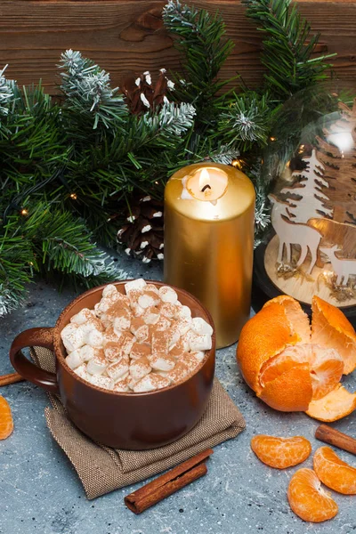 Cup Cocoa Marshmallow Cinnamon Rolls Tangerine Burning Candles Christmas Tree — Stock Photo, Image