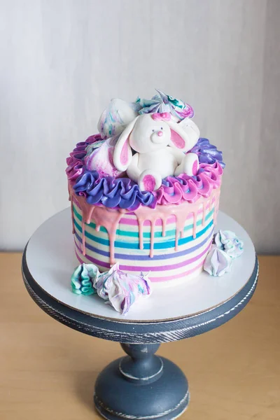 Colored Cake Pink Melted Chocolate White Fondant Rabbit — Stock Photo, Image