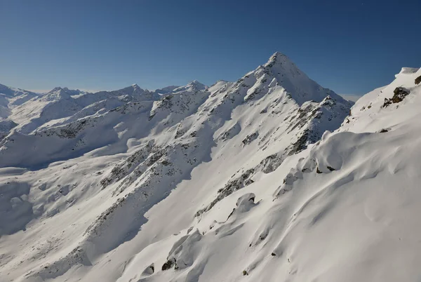 Kışın Oetztal vadisi, Avustralya Alpleri.