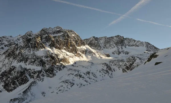 Estación de esquí en el glaciar Stubai en Tirol, Austria —  Fotos de Stock