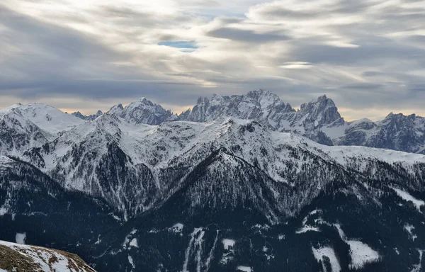 Montañas en invierno - Sillian, Austria — Foto de Stock