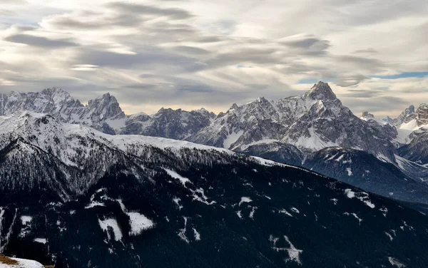 Montanhas no inverno - Sillian, Áustria — Fotografia de Stock