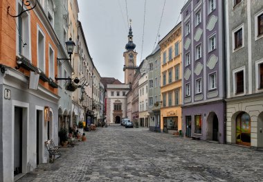 Linz, Avusturya. Linz 'in şehir merkezi kışın.