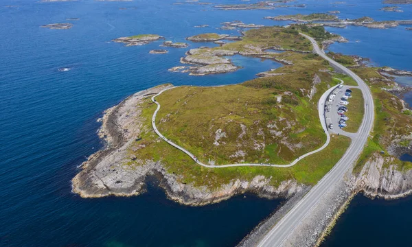 Atlantic Ocean Road, Norsko, červenec2019. Letecký pohled z dronu — Stock fotografie