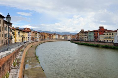 Pisa Ortaçağ şehir Köprüsü 
