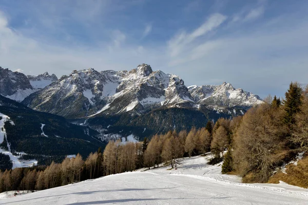 イタリア、冬のセスト、セクストナーDolomiten — ストック写真
