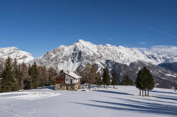 Valdidentro Valtellina Itália Inverno. Estância de esqui Cima Piazzi San Colombano, Alpes . — Fotografia de Stock