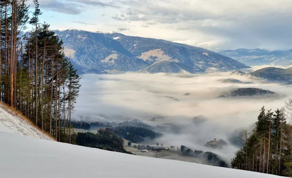 Paisagem de inverno em Dolomites no Plan de Corones Kronplatz ski resort, Itália — Fotografia de Stock