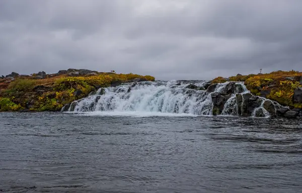 Floden nära askja, Island. Väg F88. september 2019 — Stockfoto