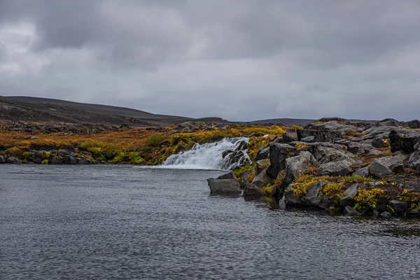 Río cerca de Askja, iceland. Carretera F88. septiembre 2019 —  Fotos de Stock