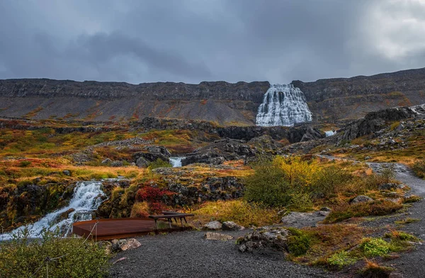 Dynjandi vattenfall vid västra fjordarna på Island. September 2019 — Stockfoto