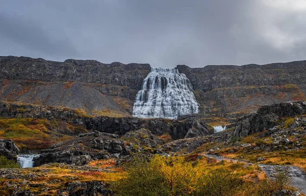 Dynjandi vattenfall vid västra fjordarna på Island. September 2019 — Stockfoto