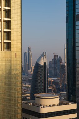 Gün batımında Dubai silueti, Birleşik Arap Emirlikleri. Mayıs 2019