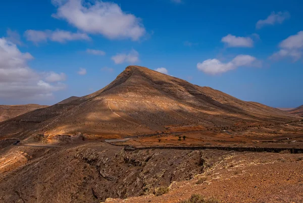 Landskap Fält Och Berg Nära Byn Antigua Fuerteventura Kanarieöarna Spanien — Stockfoto