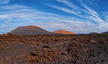 Timanfaya Ulusal Parkı, İspanya 'daki Lanzarote Adası' nın inanılmaz volkanik manzarası. Ekim 2019