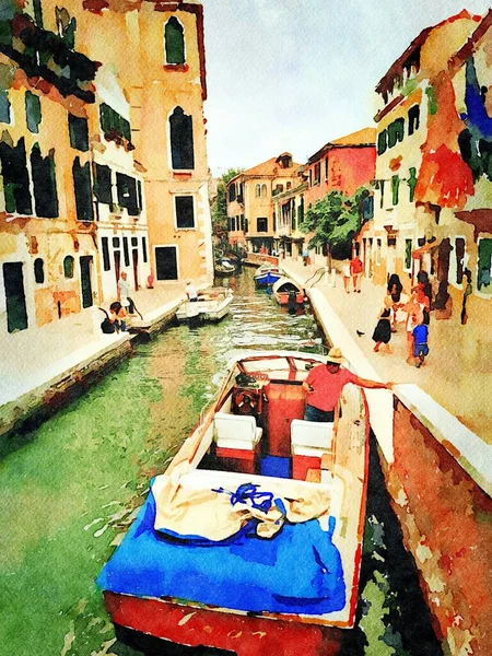 Un aperçu des petits canaux avec des bateaux entre les bâtiments historiques dans le centre de Venise — Photo