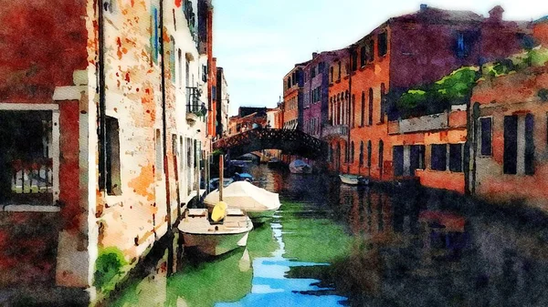 Um vislumbre dos pequenos canais entre os edifícios históricos no centro de Veneza — Fotografia de Stock
