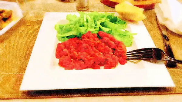 Aquarela Que Representa Prato Carne Crua Salada Limão Restaurante Tradicional — Fotografia de Stock