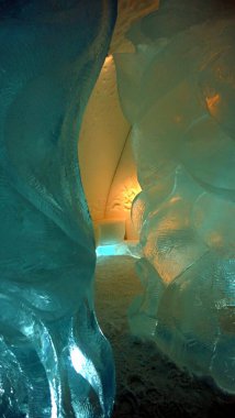 Jukkasjarvi, İsveç, 27 Şubat 2020. Buz Oteli heykellerinden biri.