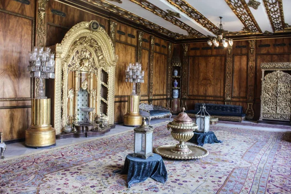 Stijlvolle kamer in Mohamed Ali Palace in Caïro, Egypte genomen op 3 April 2015 — Stockfoto