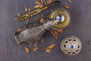 Gümüş oryantal sanatsal Arap Oud parfüm