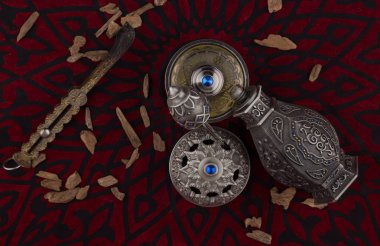 Gümüş oryantal sanatsal Arap Oud parfüm