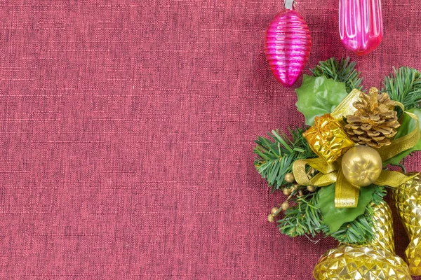 Yapay ladin dalı şeklinde bir arka plan