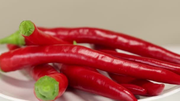 Pile Red Hot Peppers Rotates Counterclockwise Close — 图库视频影像