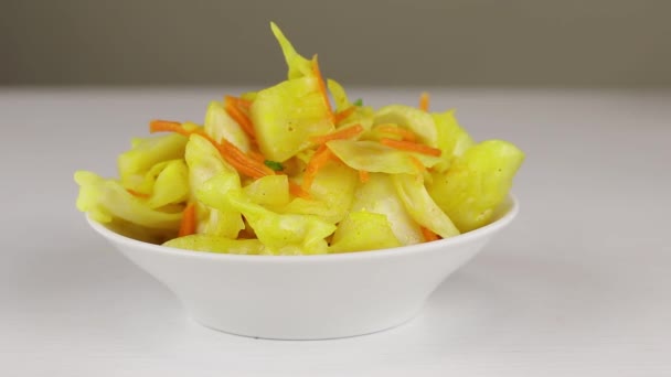 Chopped Green Onions Added White Bowl Fermented Cabbage Carrots Curry — 비디오