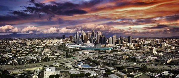 Autostrady Los Angeles Panorama o zachodzie słońca — Zdjęcie stockowe