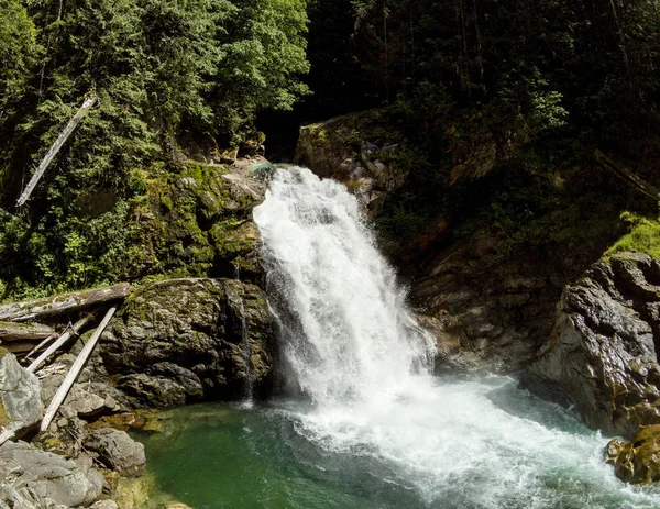 Thundering Emerald Colored Punchbowl Waterfall North Fork Sauk River Falls — ストック写真