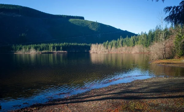 Raramente Fotografado Lago Hancock Com Uma Costa Gramada Lançamento Barco — Fotografia de Stock