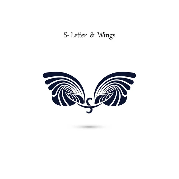 S-mektup işareti ve Melek kanatları. Monogram kanat vektör logo şablonu — Stok Vektör