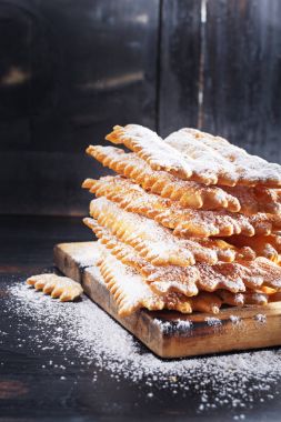  Tozunu İtalyan karnaval börek 