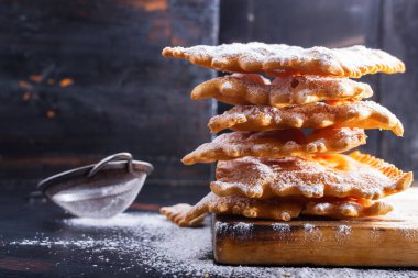  Tozunu İtalyan karnaval börek 
