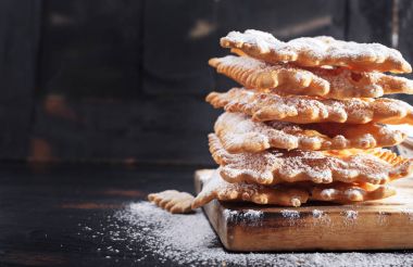  Tozunu İtalyan karnaval börek 