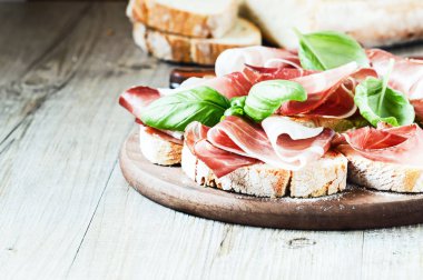  sandviç ile jambon füme 