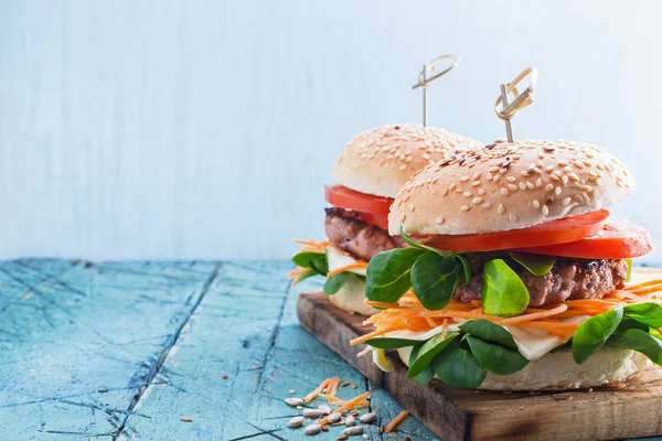 Ízletes sült Törökország burgers — Stock Fotó