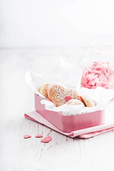 Sevgililer günü kurabiyeleri kalp şekilleri 