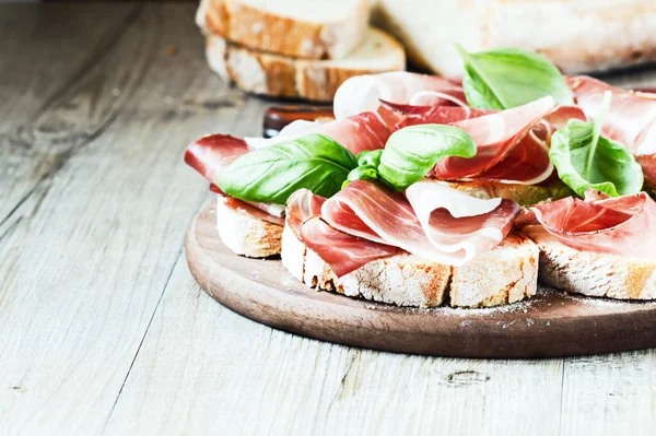  sandviç ile jambon füme 