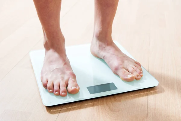 Benen Weegschaal Controleer Het Gewicht Afvallen — Stockfoto