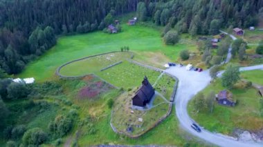 Norveç 'teki ünlü Eidsborg Stave Kilisesi' nin insansız hava aracı görüntüsü
