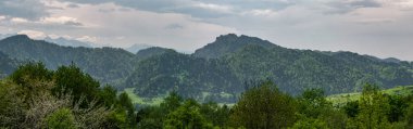 Güney Polonya 'daki Pieniny Dağları Panoraması