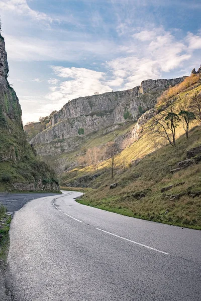 Cheddar Boğazı Ndan Geçen Yol — Stok fotoğraf