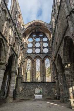 Villers Abbey de Villers terk edilmiş antik bir sarnıçtır.
