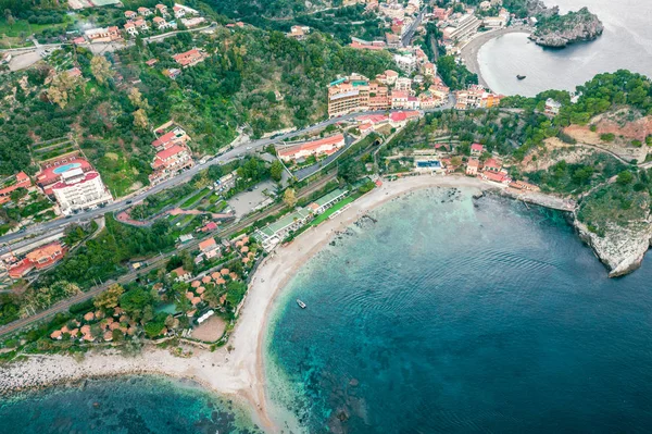 Fotografia Bela Ilha Mar Mediterrâneo Com Águas Límpidas Azuis Puras — Fotografia de Stock