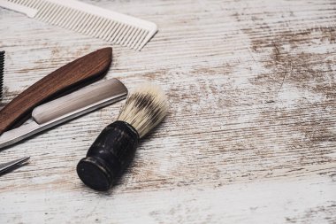 Klasik berber aletleri tehlikeli jilet kuaför makas eski manuel makas tıraş fırçası