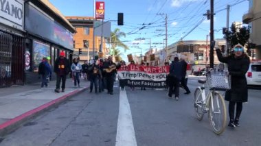 01 _ 11 _ 20 _ 4K HD Video Trump Pense Protesto _ Sp _ Eng